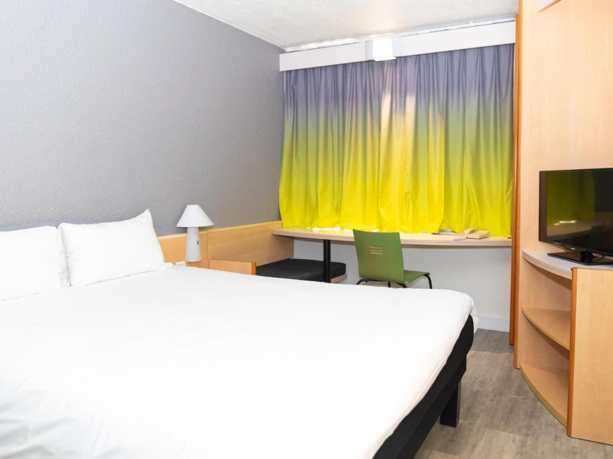 Ibis Metz Centre Cathedrale Hotel Екстериор снимка