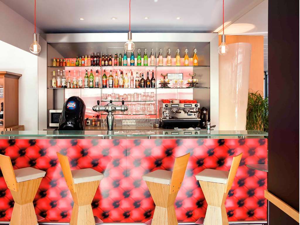 Ibis Metz Centre Cathedrale Hotel Екстериор снимка