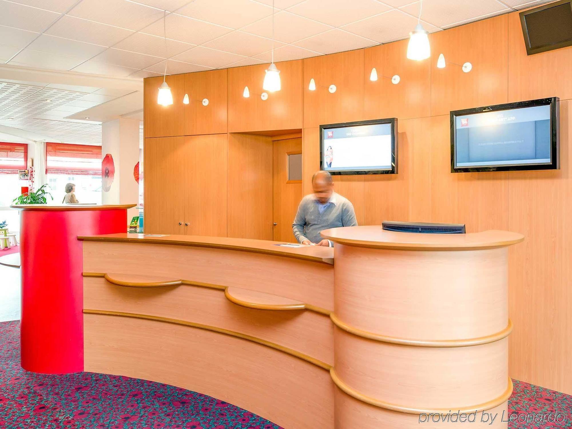 Ibis Metz Centre Cathedrale Hotel Екстериор снимка