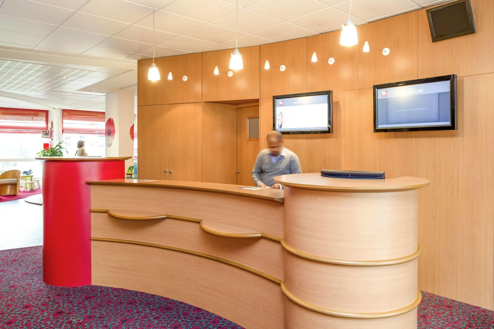 Ibis Metz Centre Cathedrale Hotel Екстериор снимка